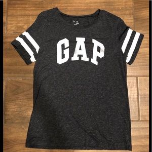 GAP shirt